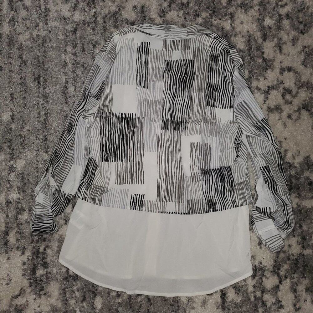 Attention White/Black Striped Top || Small - Picture 3 of 6
